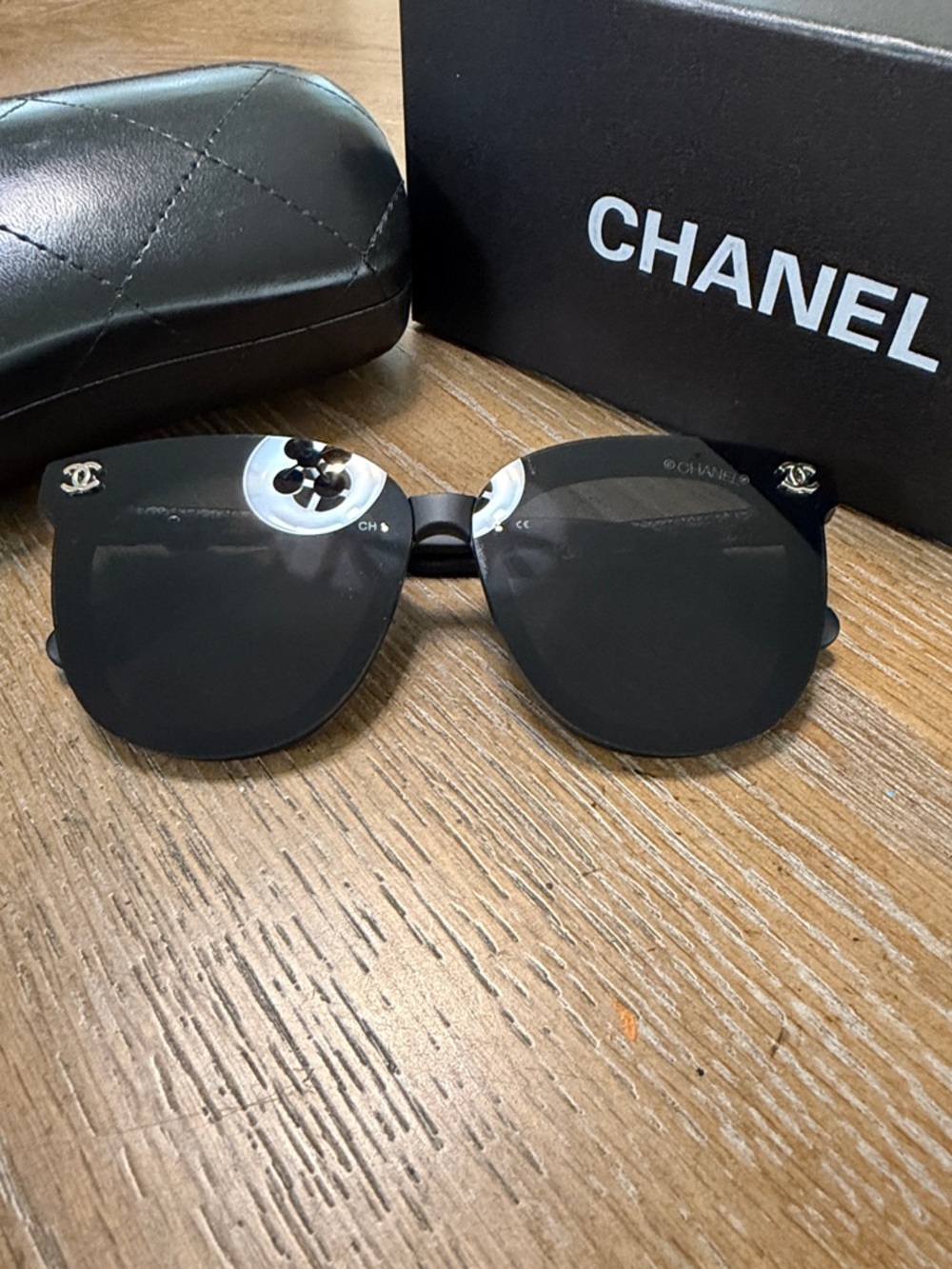 CHANEL Black Monogram Arm Sunglasses with Case - Picture 2 of 9